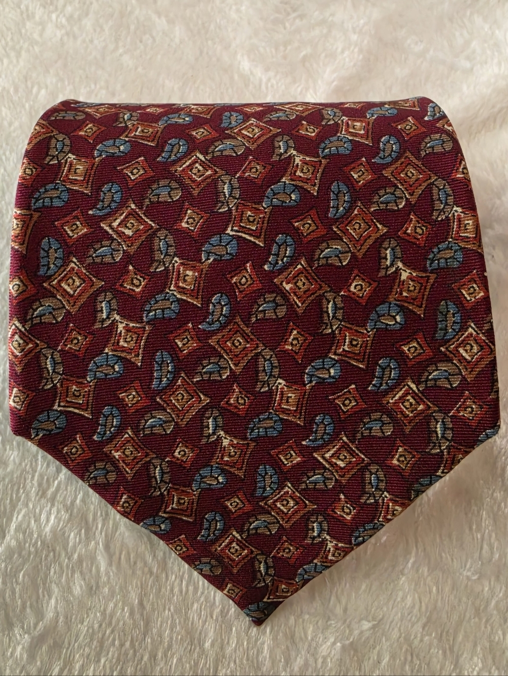 Vintage Hunting Horn Classics Men's Necktie Burgundy Tan Paisley Geometric Tie